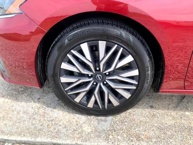 used 2024 Nissan Altima car