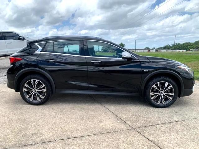 used 2018 INFINITI QX30 car