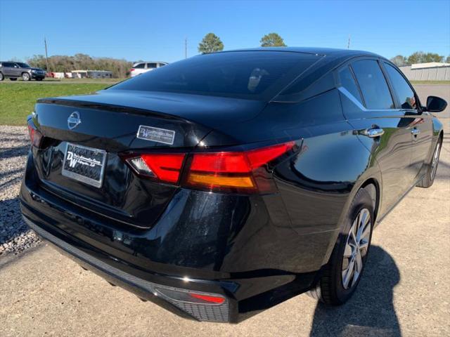 used 2022 Nissan Altima car, priced at $19,999