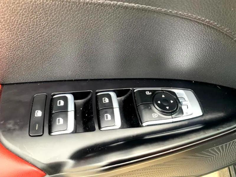 used 2023 Kia K5 car