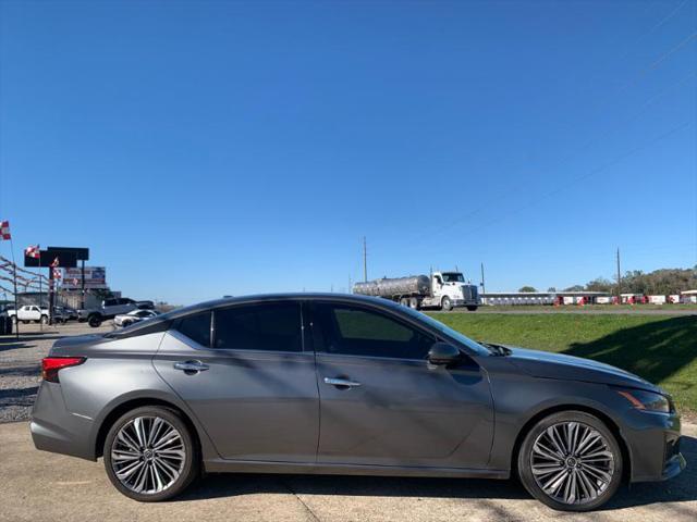 used 2023 Nissan Altima car, priced at $23,825