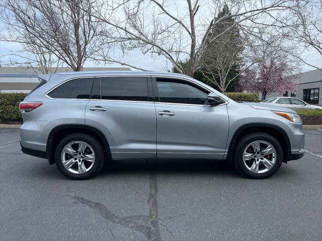 used 2014 Toyota Highlander car, priced at $20,300