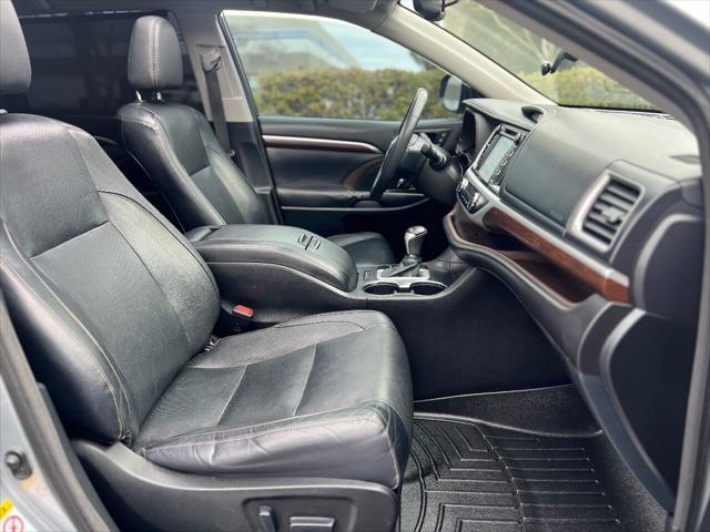 used 2014 Toyota Highlander car, priced at $20,300