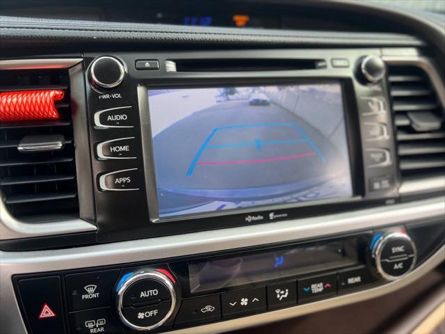 used 2015 Toyota Highlander car, priced at $18,995