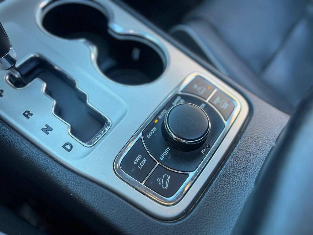 used 2011 Jeep Grand Cherokee car, priced at $9,995