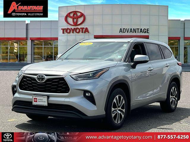 used 2021 Toyota Highlander car, priced at $31,159