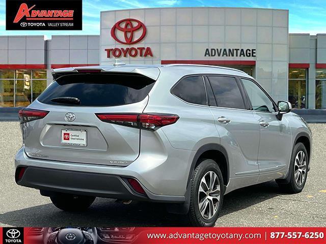 used 2021 Toyota Highlander car, priced at $31,159