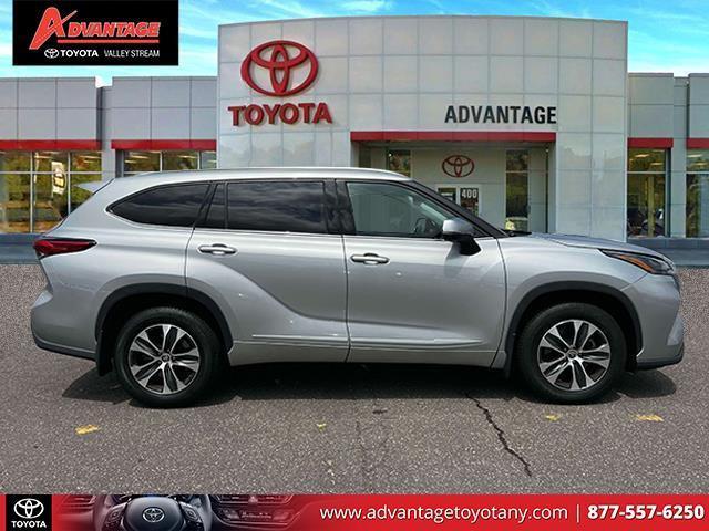used 2021 Toyota Highlander car, priced at $31,159