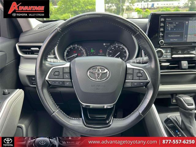 used 2021 Toyota Highlander car, priced at $31,159