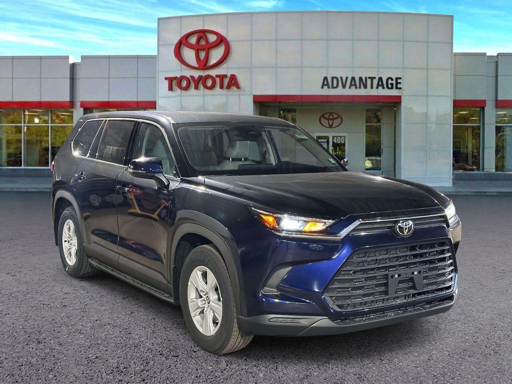 new 2026 Toyota Highlander car, priced at $46,362