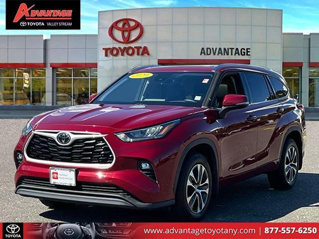 used 2020 Toyota Highlander car, priced at $31,629