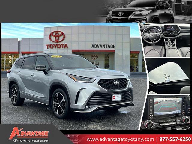 used 2022 Toyota Highlander car, priced at $37,888