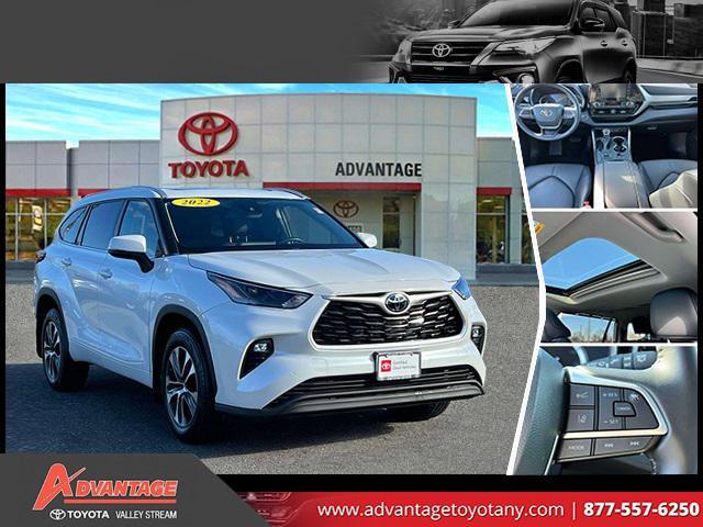 used 2022 Toyota Highlander car, priced at $34,799