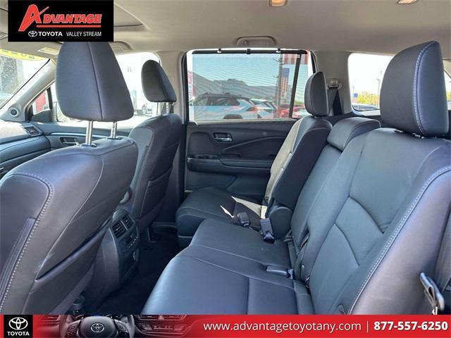 used 2022 Honda Pilot car, priced at $29,999