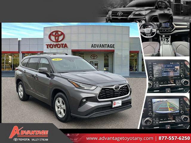 used 2022 Toyota Highlander car, priced at $31,100