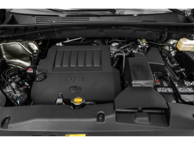 used 2015 Toyota Highlander car, priced at $17,117