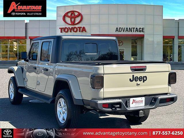 used 2022 Jeep Gladiator car, priced at $30,706