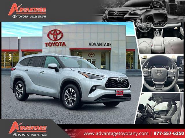 used 2022 Toyota Highlander car, priced at $34,999