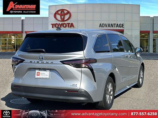 used 2023 Toyota Sienna car, priced at $38,899