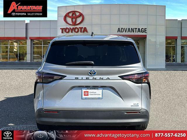 used 2023 Toyota Sienna car, priced at $38,899