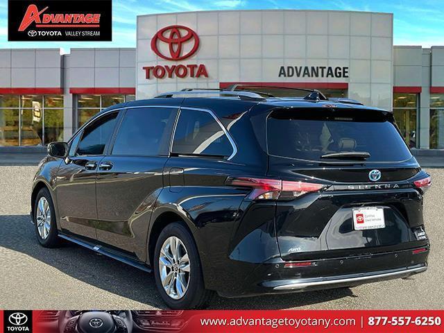 used 2022 Toyota Sienna car, priced at $45,899