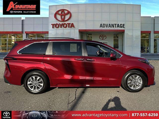 used 2025 Toyota Sienna car, priced at $52,500