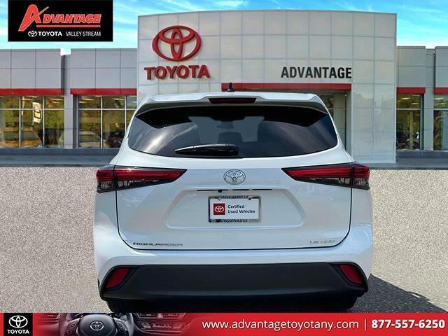 used 2022 Toyota Highlander car, priced at $31,989