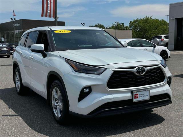 used 2022 Toyota Highlander car, priced at $31,989