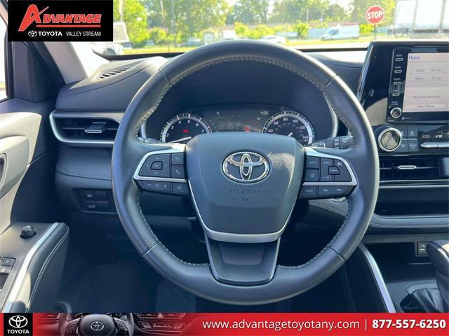used 2022 Toyota Highlander car, priced at $36,799