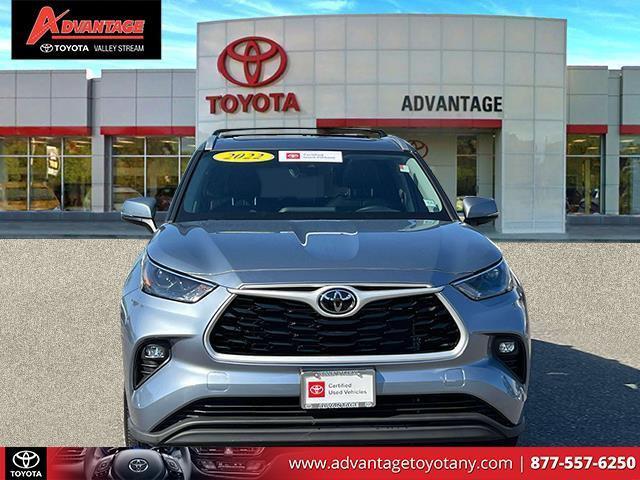 used 2022 Toyota Highlander car, priced at $36,799