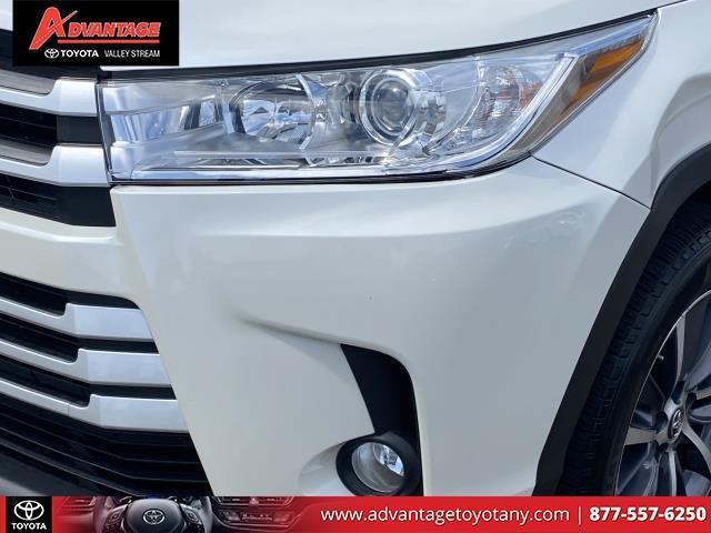 used 2019 Toyota Highlander car, priced at $26,887