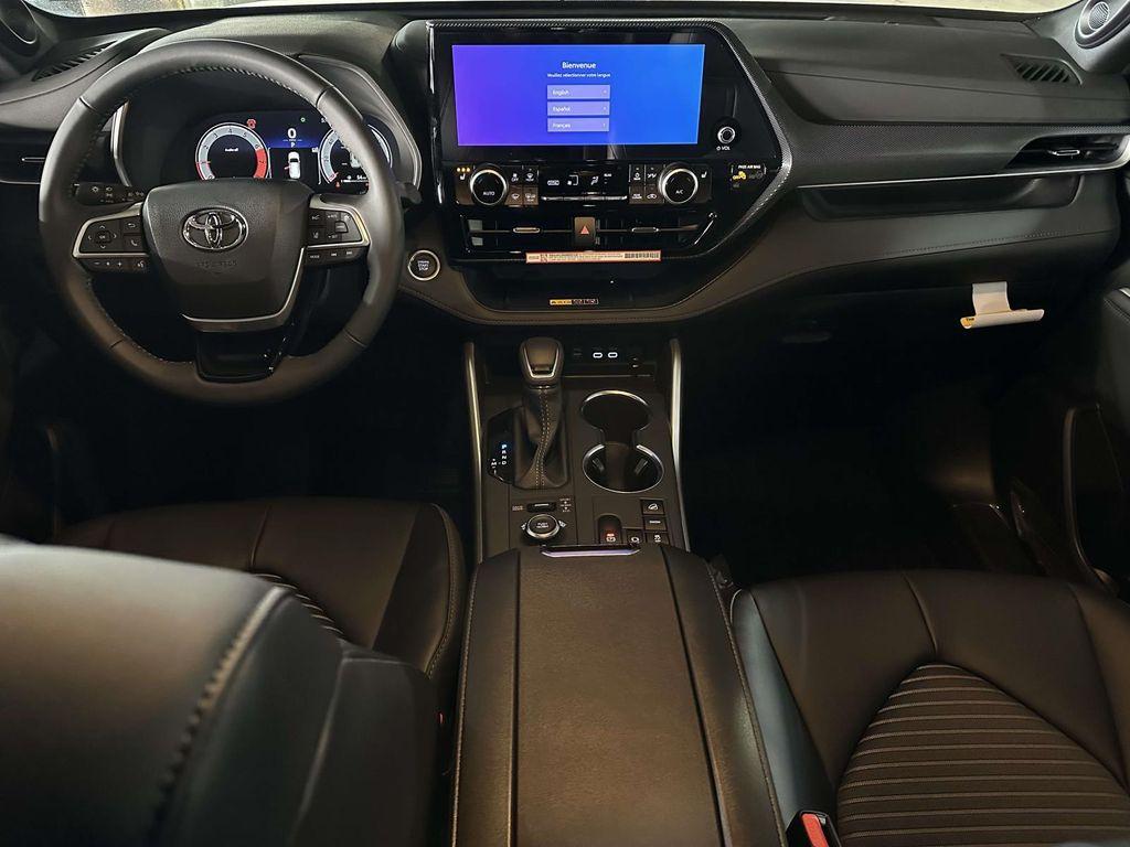 new 2026 Toyota Highlander car, priced at $51,473