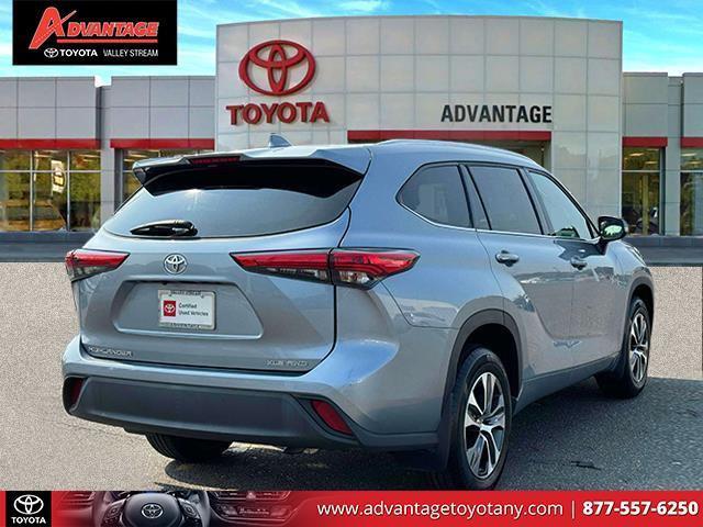used 2021 Toyota Highlander car, priced at $34,146