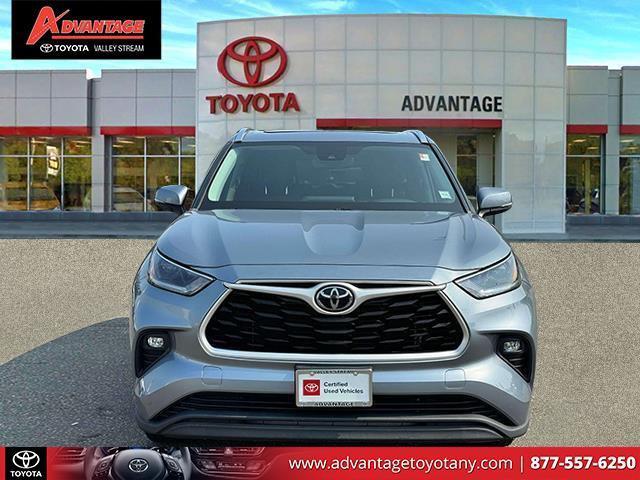 used 2021 Toyota Highlander car, priced at $34,146