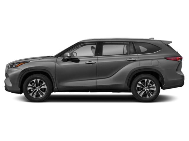 used 2022 Toyota Highlander car, priced at $36,000