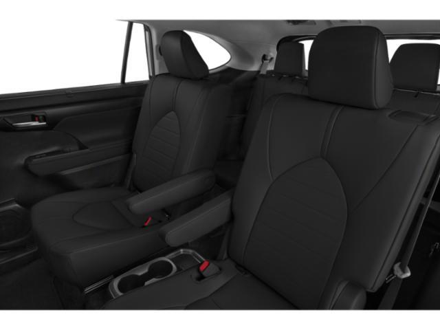 used 2022 Toyota Highlander car, priced at $36,000