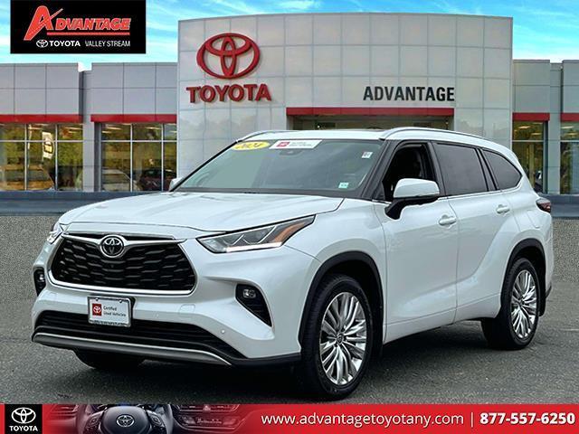 used 2024 Toyota Highlander car, priced at $48,884
