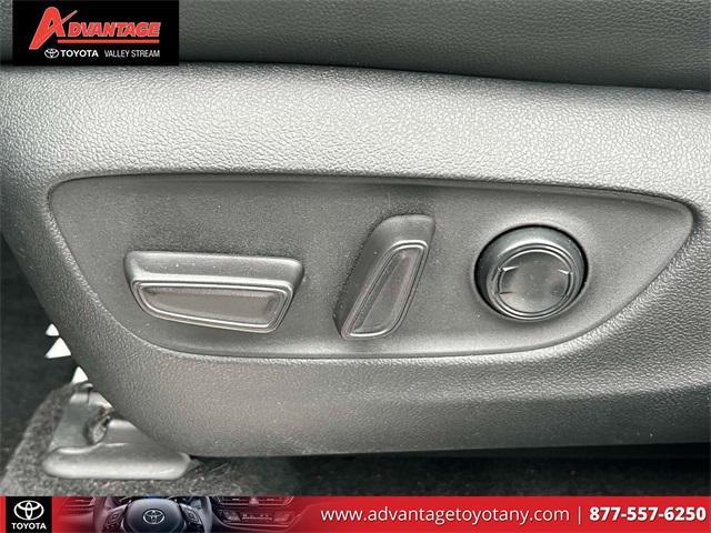 used 2024 Toyota Highlander car, priced at $48,884