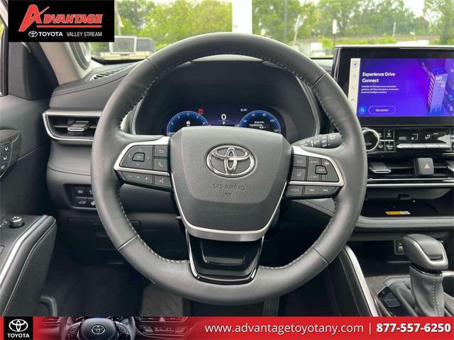 used 2024 Toyota Highlander car, priced at $48,884