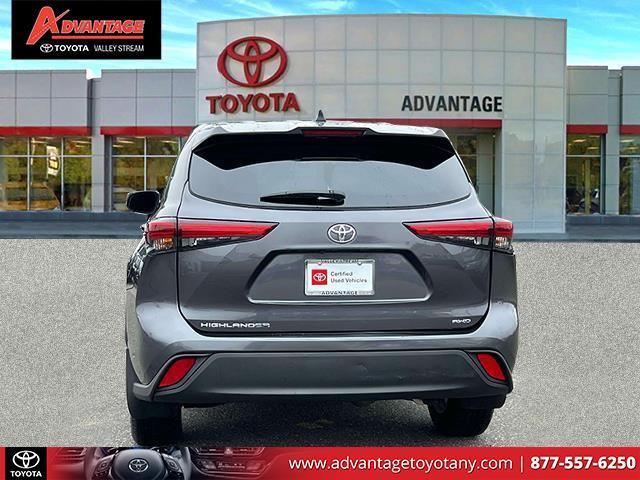 used 2022 Toyota Highlander car, priced at $31,490
