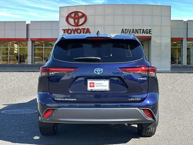 used 2023 Toyota Highlander Hybrid car, priced at $45,997
