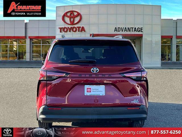 used 2022 Toyota Sienna car, priced at $38,999