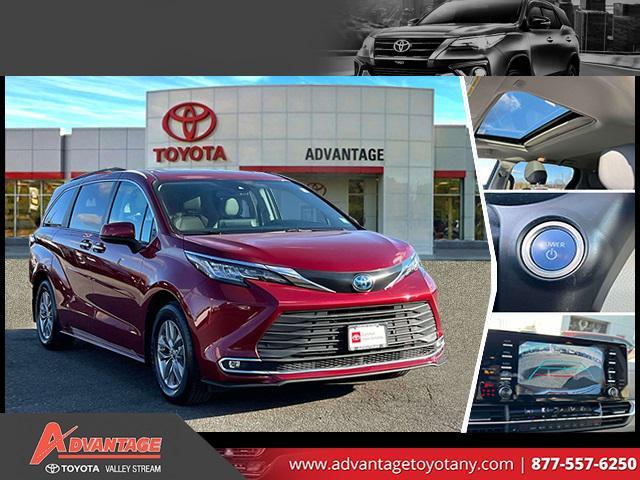 used 2022 Toyota Sienna car, priced at $38,999