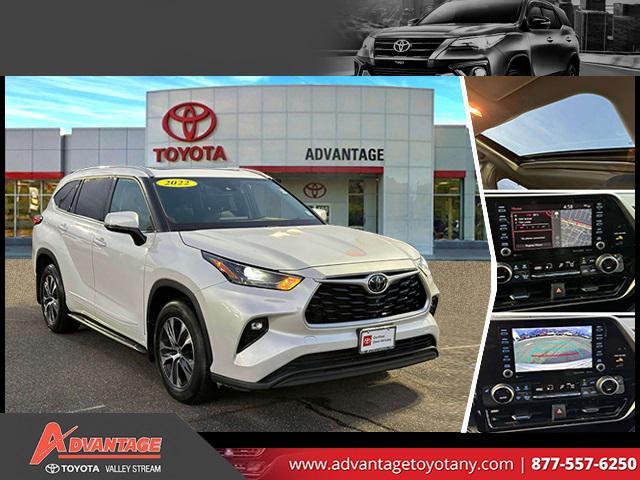 used 2022 Toyota Highlander car, priced at $35,999