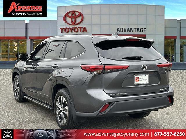 used 2023 Toyota Highlander car, priced at $36,324