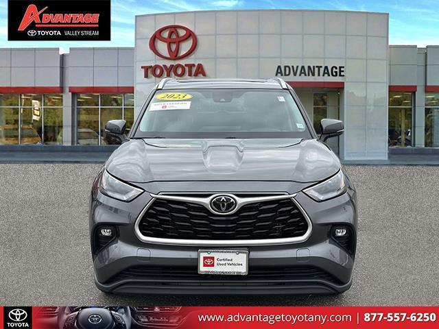 used 2023 Toyota Highlander car, priced at $36,324