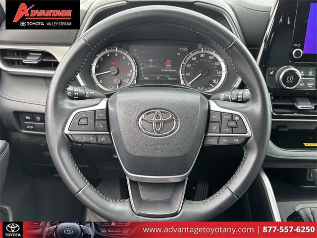 used 2023 Toyota Highlander car, priced at $38,604
