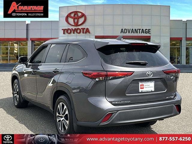 used 2023 Toyota Highlander car, priced at $38,604