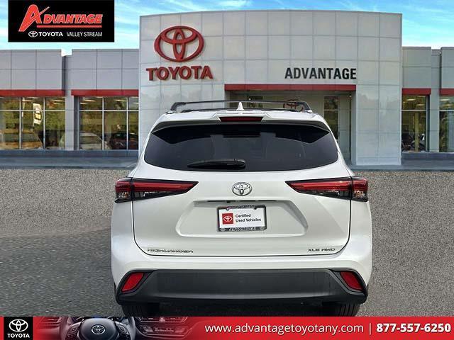 used 2023 Toyota Highlander car, priced at $36,699