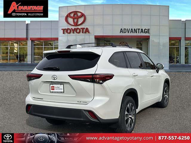 used 2023 Toyota Highlander car, priced at $36,699